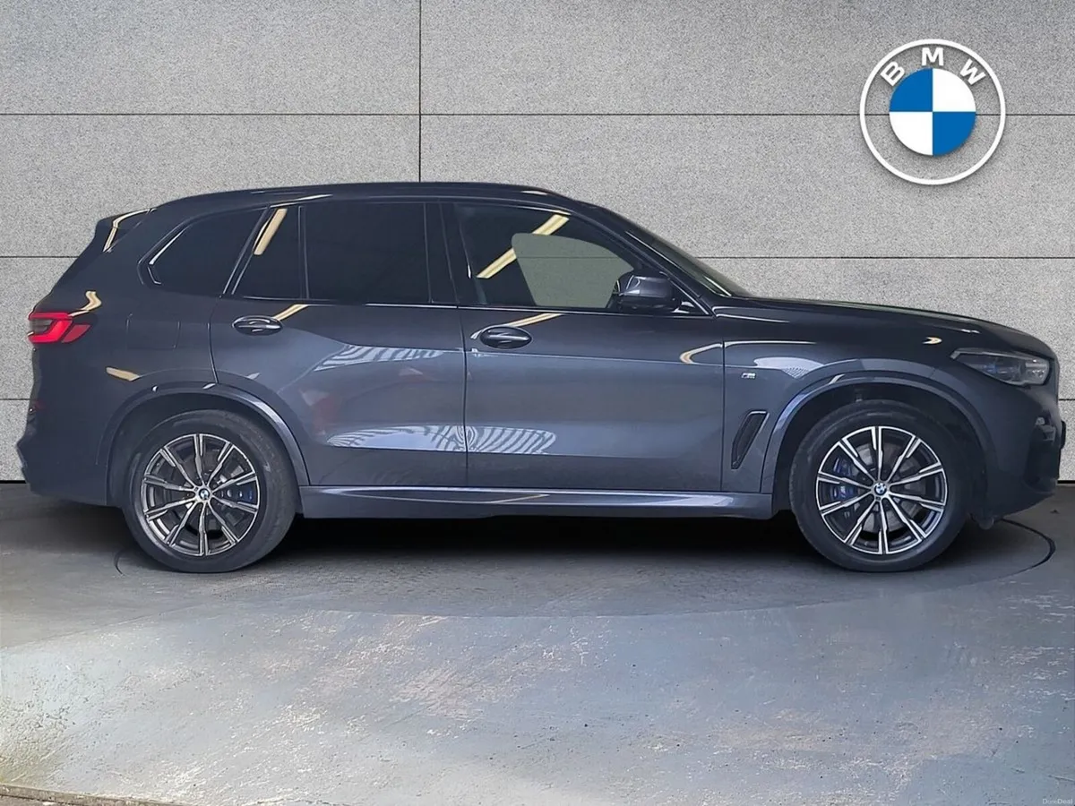 BMW X5 xDrive45e xLine - Image 4