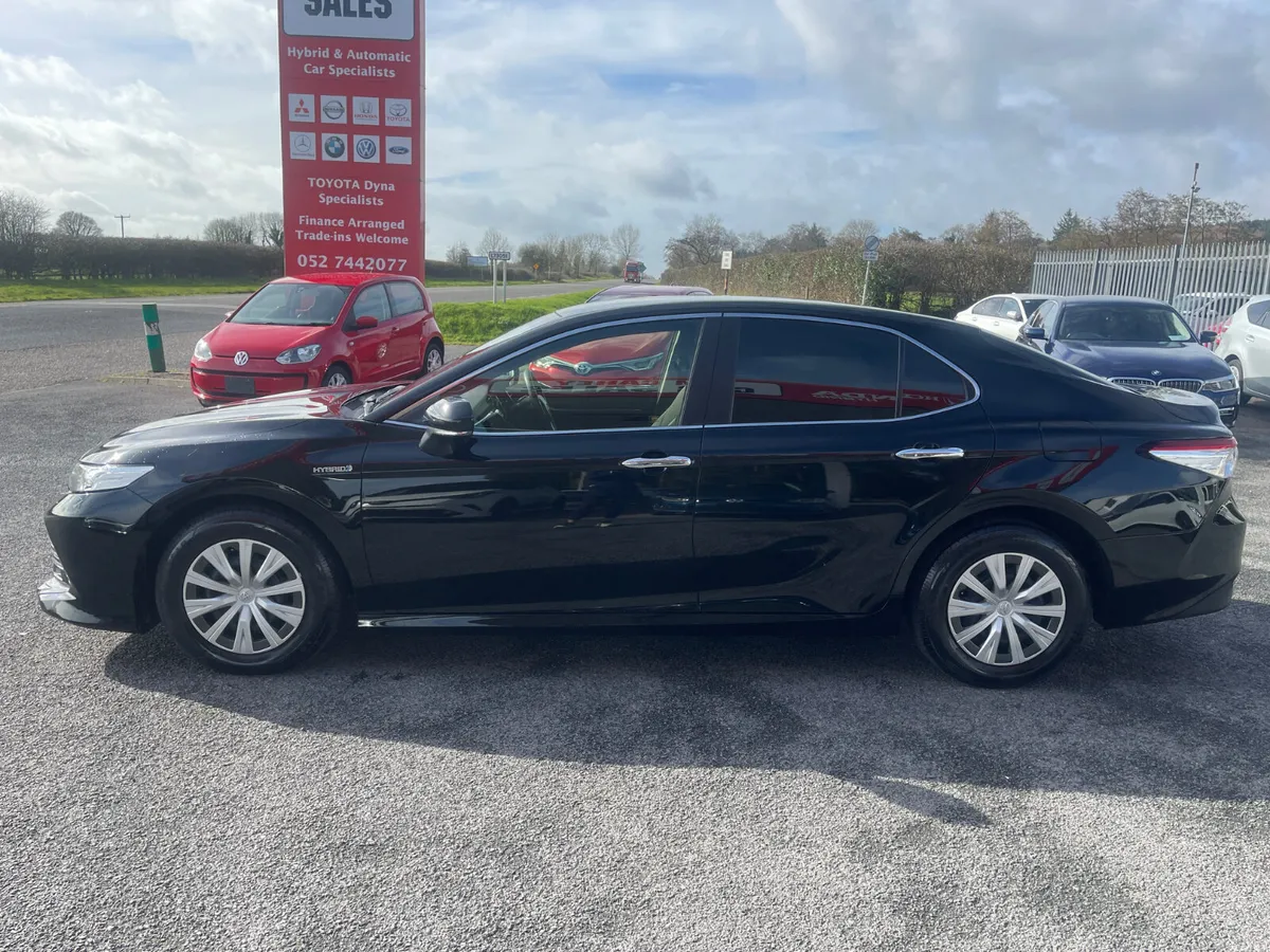 2018-2 Toyota Camry - Image 4