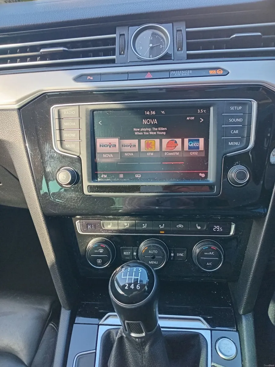 Volkswagen Passat 2016 - Image 3