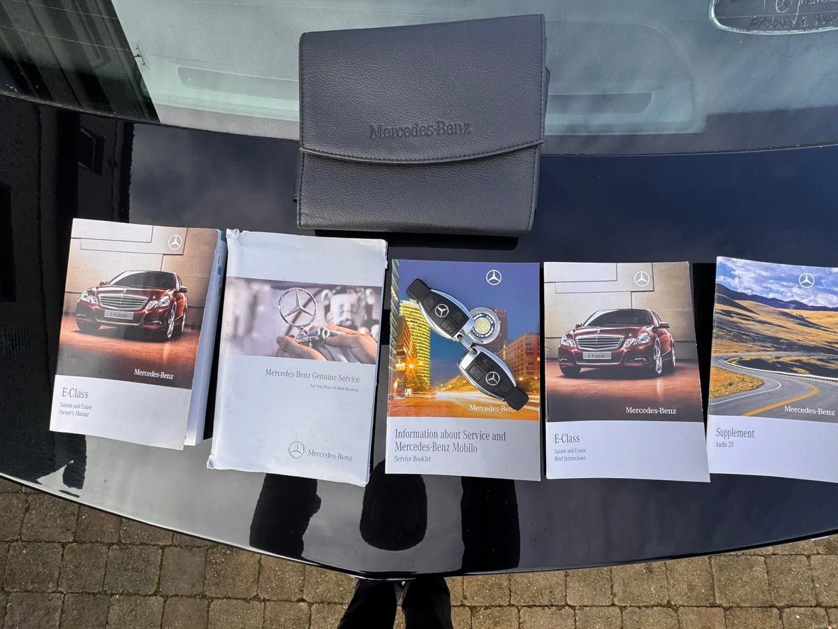 Mercedes-Benz E-Class 2010 - Image 3