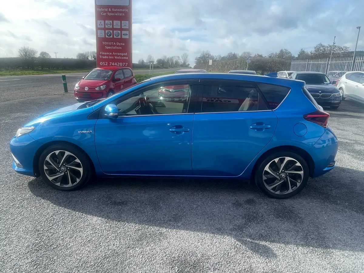 Toyota Auris 2016-1 - Image 4