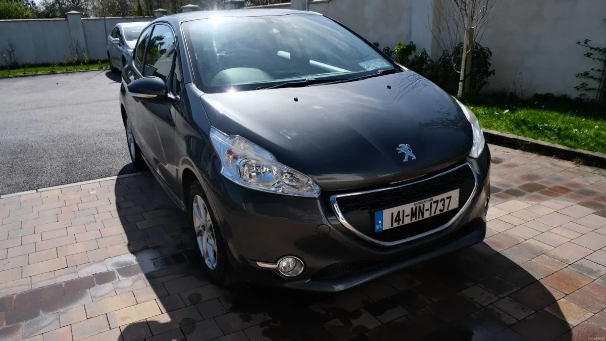 Peugeot 208 2014 - Image 3