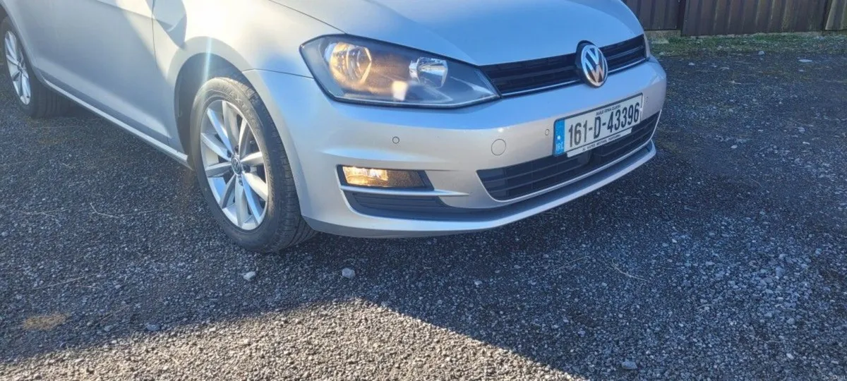 Volkswagen Golf LOUNGE 1.6 TDI 110BHP*SUNROOF*NCT - Image 2