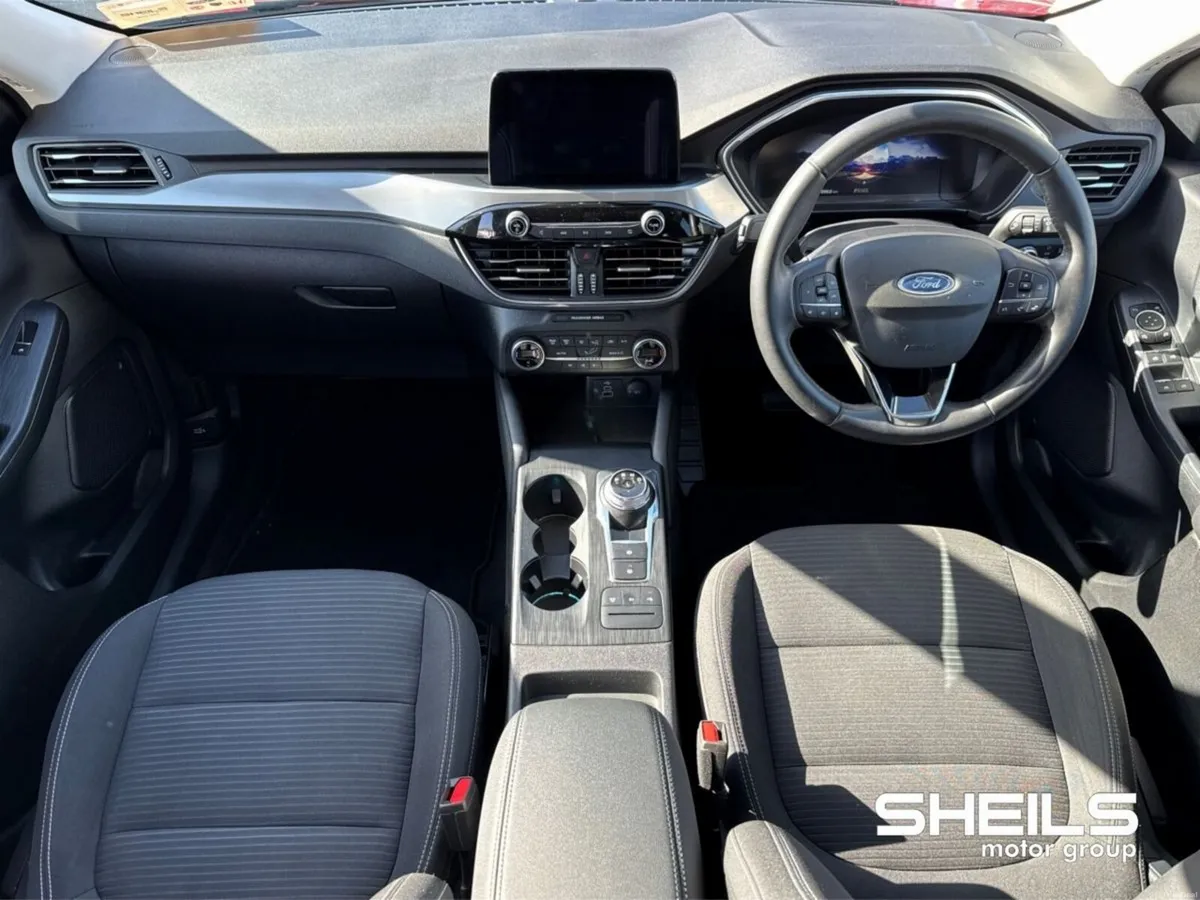 Ford Kuga 2.5 Duratec 190PS PHEV Titanium Auto - Image 3