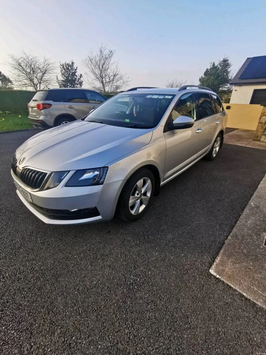 Skoda Octavia - Image 1