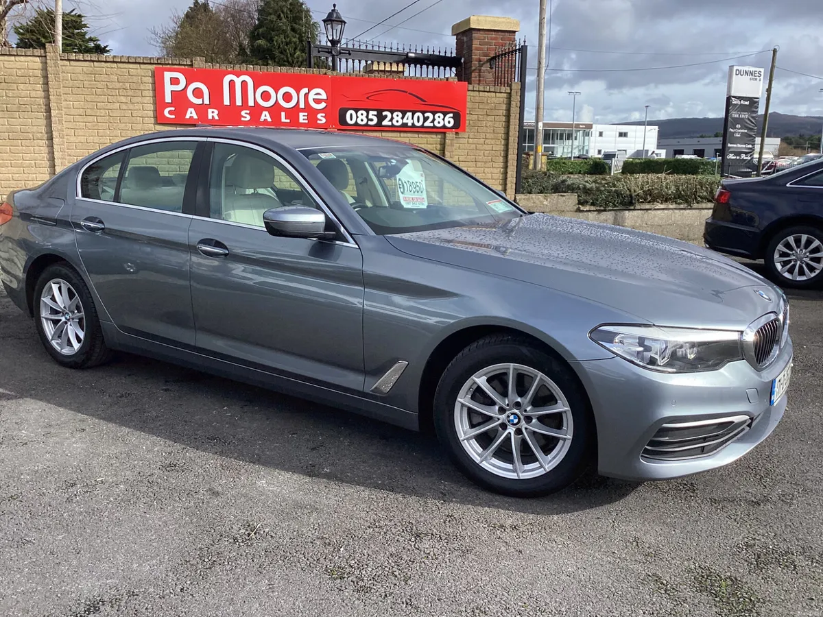 BMW 5-Series ** AUTOMATIC * SAT NAV - Image 2