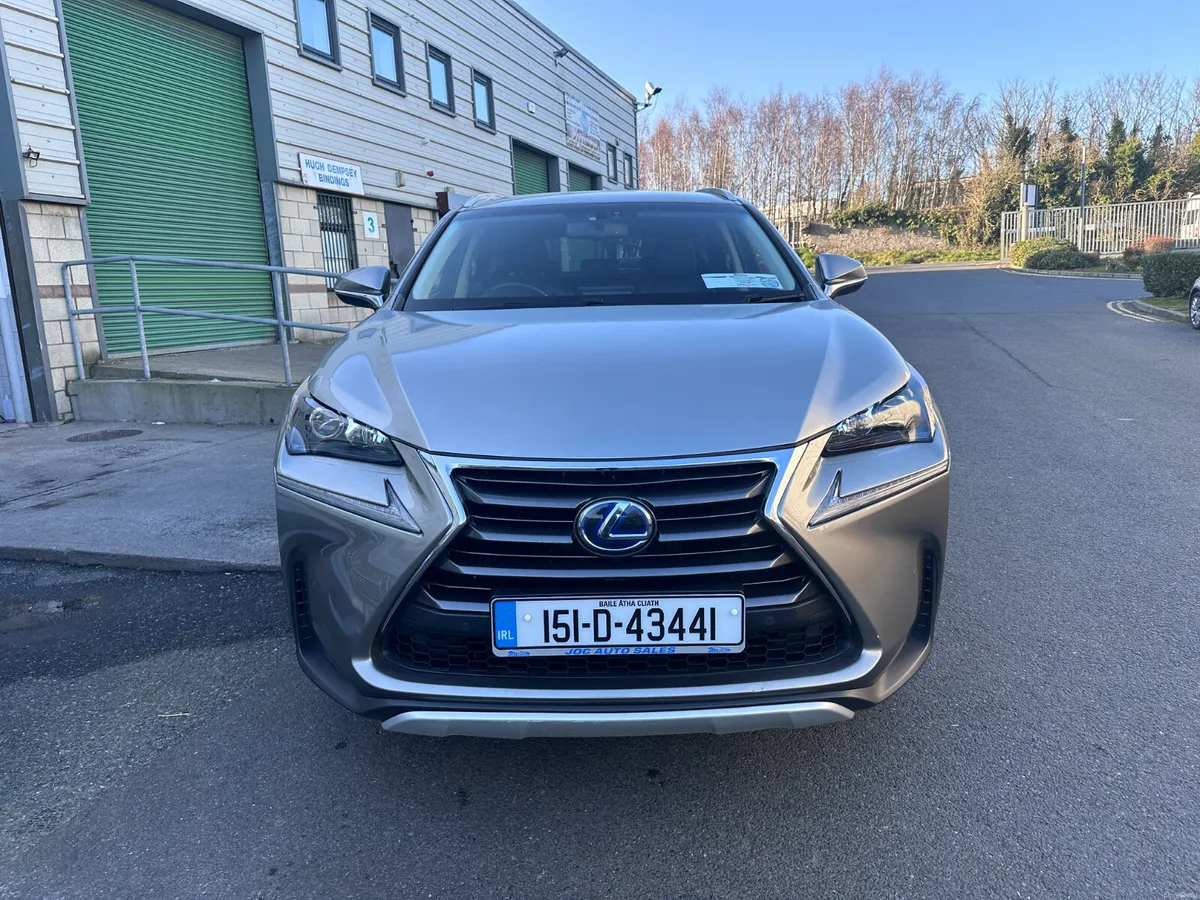 Lexus NX300H Executive 2.5 Hybrid 4WD, 2015 - Image 3