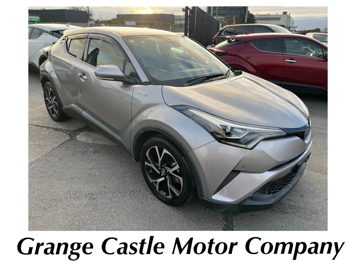 TOYOTA C0HR 2018, 1.8 HYBRID AUTO LOW KM HIGH SPEC - Image 1