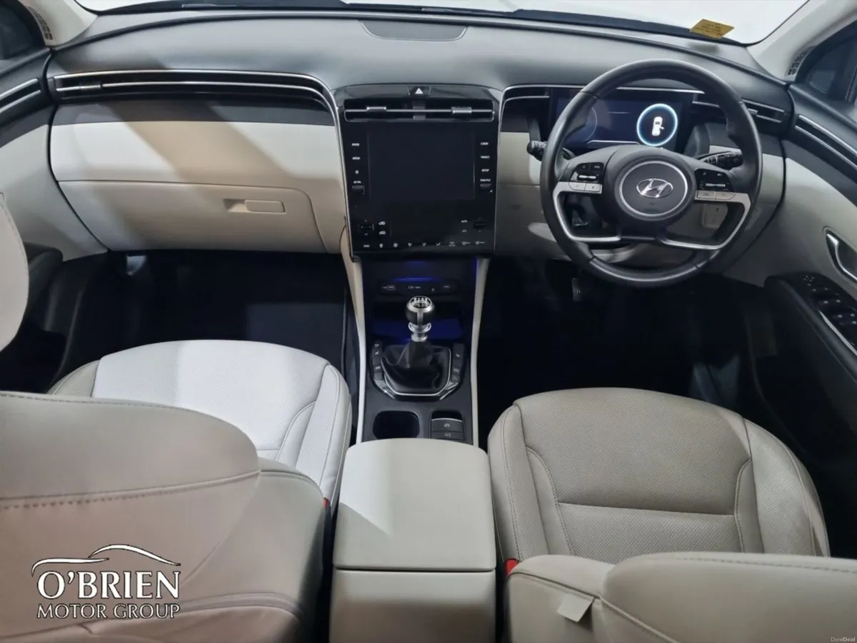 Hyundai Tucson 2WD Executive - Image 2