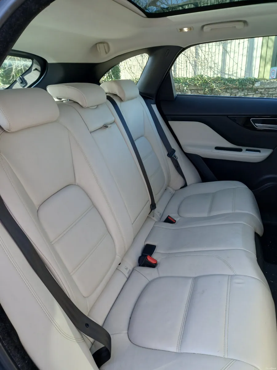 2016 Jaguar F-Pace Automatic 2L Diesel - Image 3