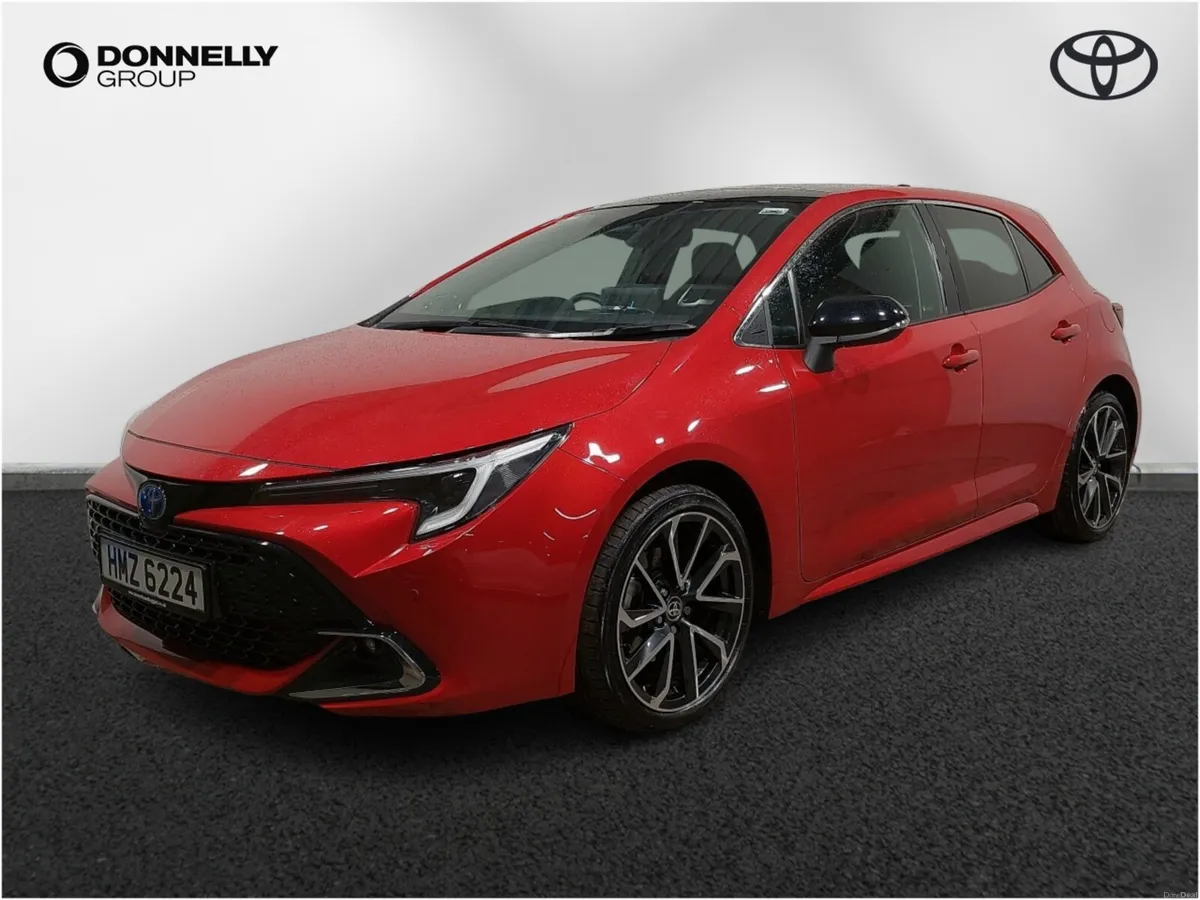 Toyota Corolla Hatchback Excel - Image 3