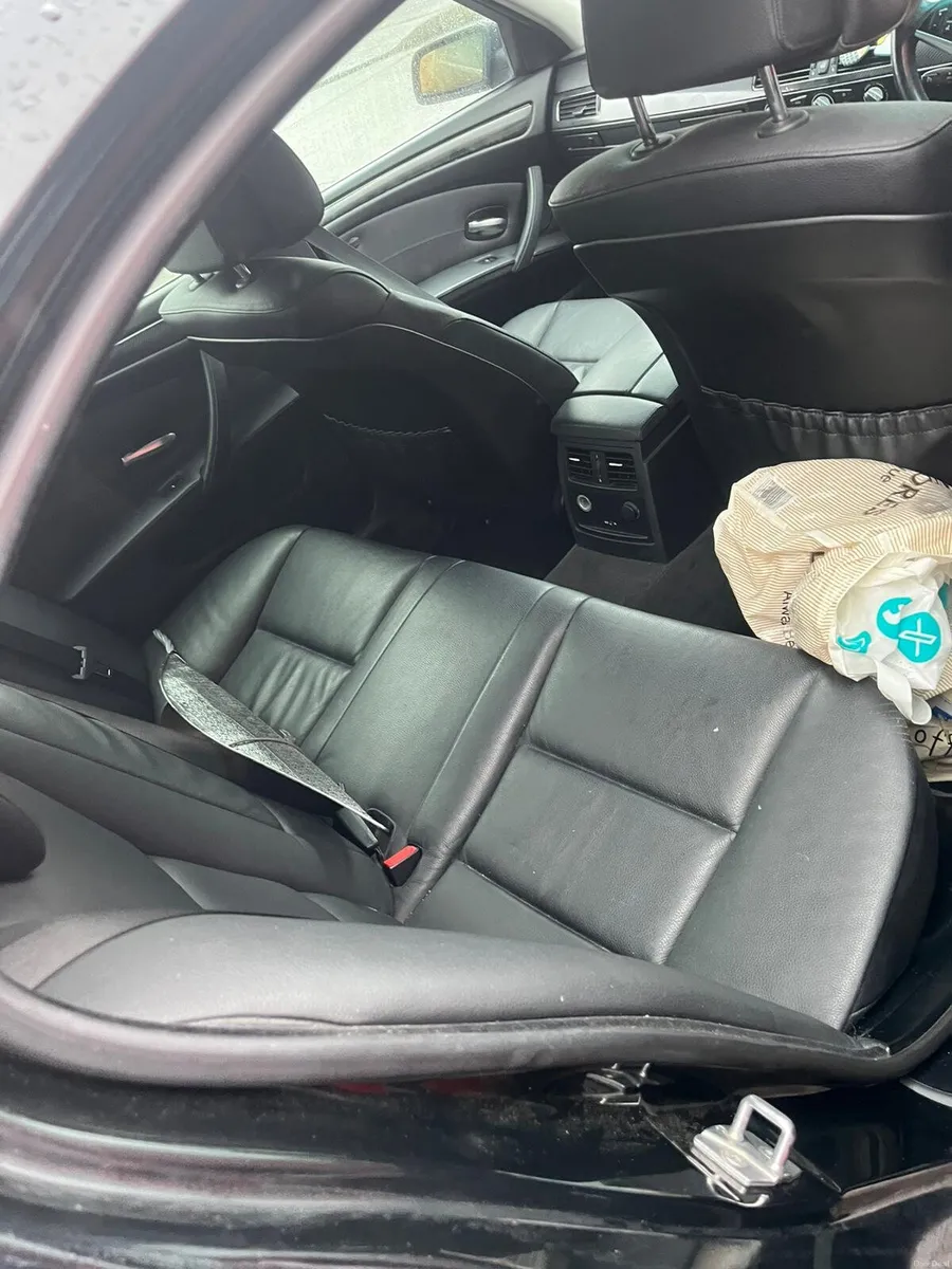 BMW 520D Executive running 100% - Image 1