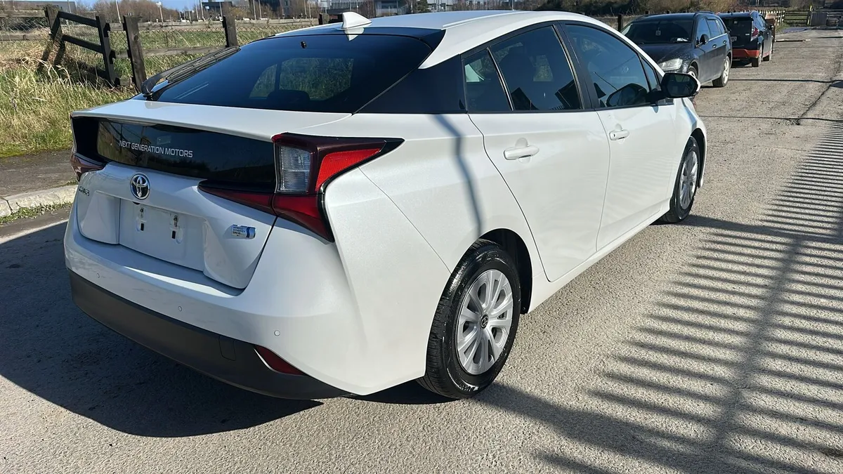 New Arrival 2022 prius - Image 4
