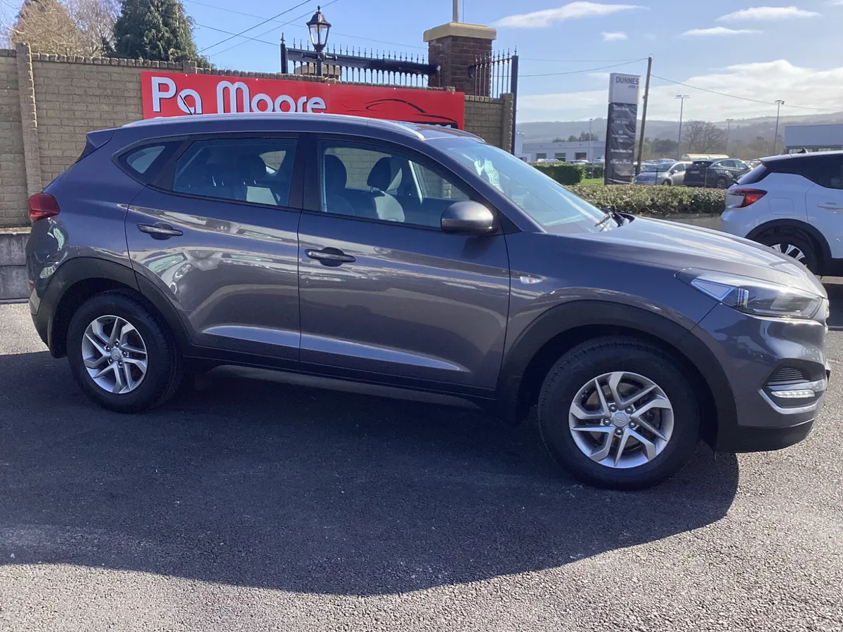 Hyundai Tucson * 1.7 DIESEL - Image 3