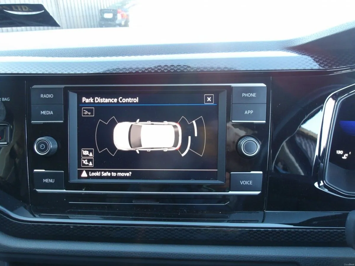 Volkswagen Taigo 2022 LIFE 1.0 TSI 95BHP *REVERSIN - Image 4