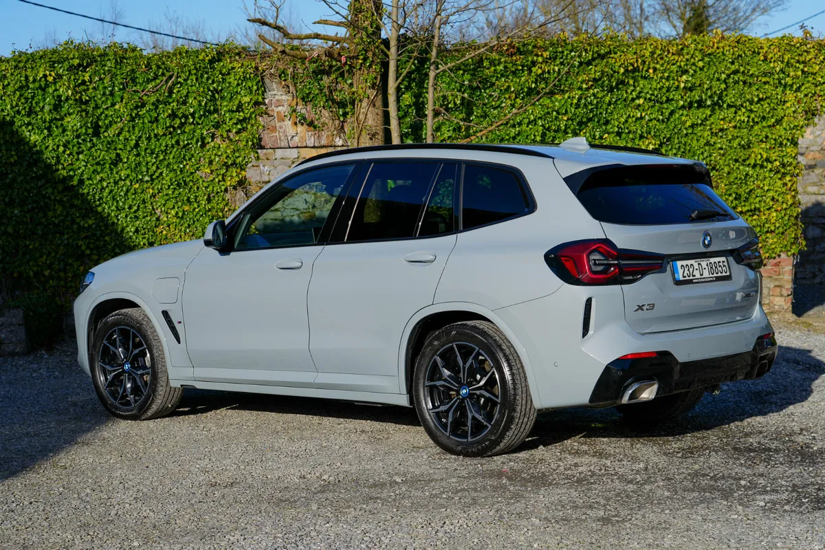 2023 M Sport BMW X3 Xdrive - Image 3