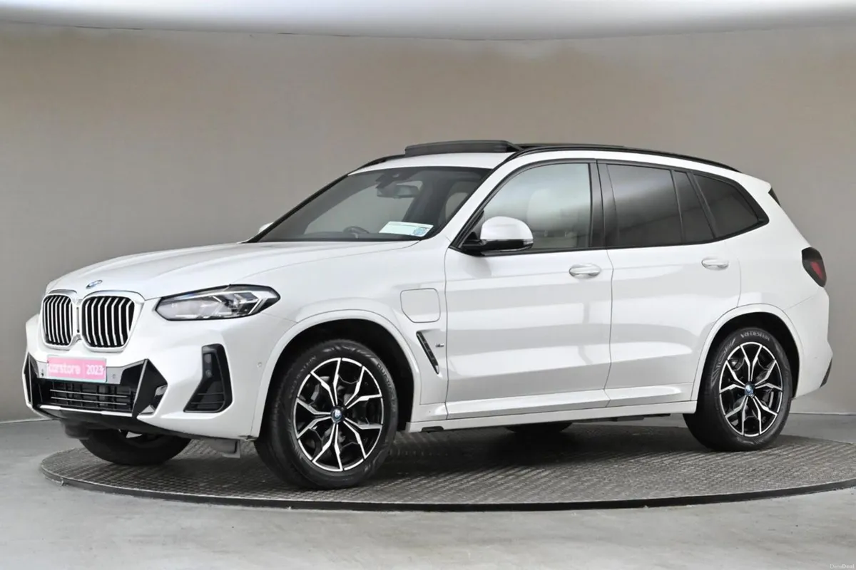 BMW X3 2.0 XDRIVE30E M SPORT **BEIGE LEATHER**EL P - Image 4