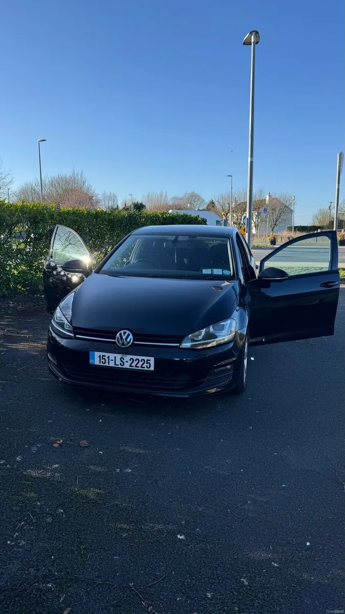 Volkswagen Golf TSI Automatic Bluemotion + Alloys - Image 3