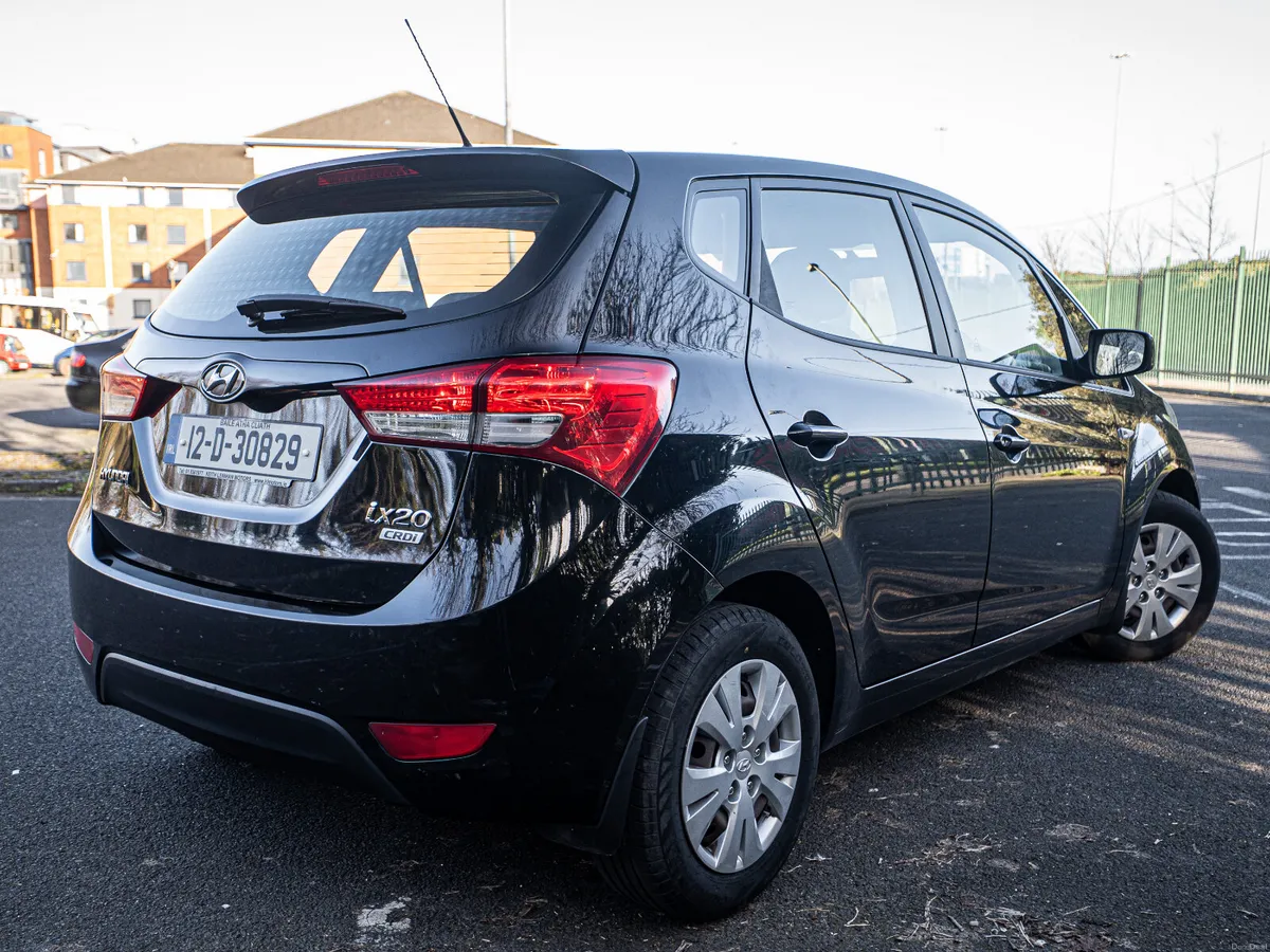 Hyundai ix20 2012 - Image 2
