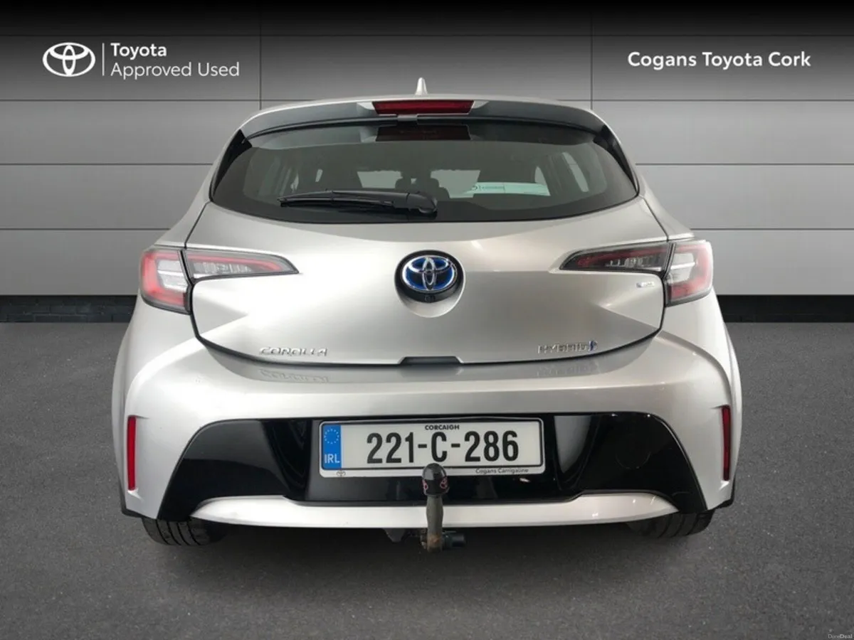 Toyota Corolla HYBRID LUNA H/B 4DR AUTO - Image 4