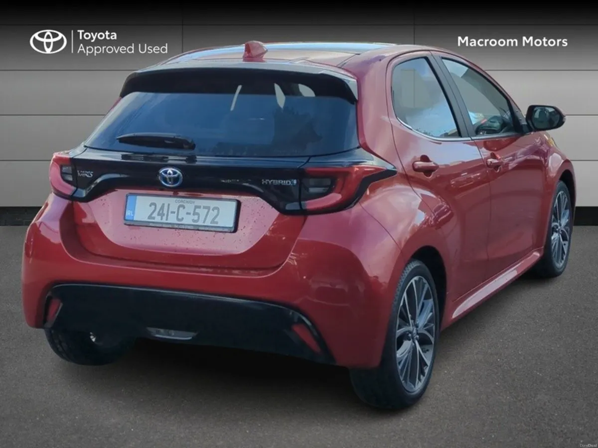 Toyota Yaris YARIS 1.5 HYBRID PLATINUM - Image 2