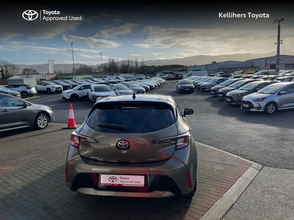 Toyota Corolla COROLLA HYBRID L/SPORT HB - Image 4