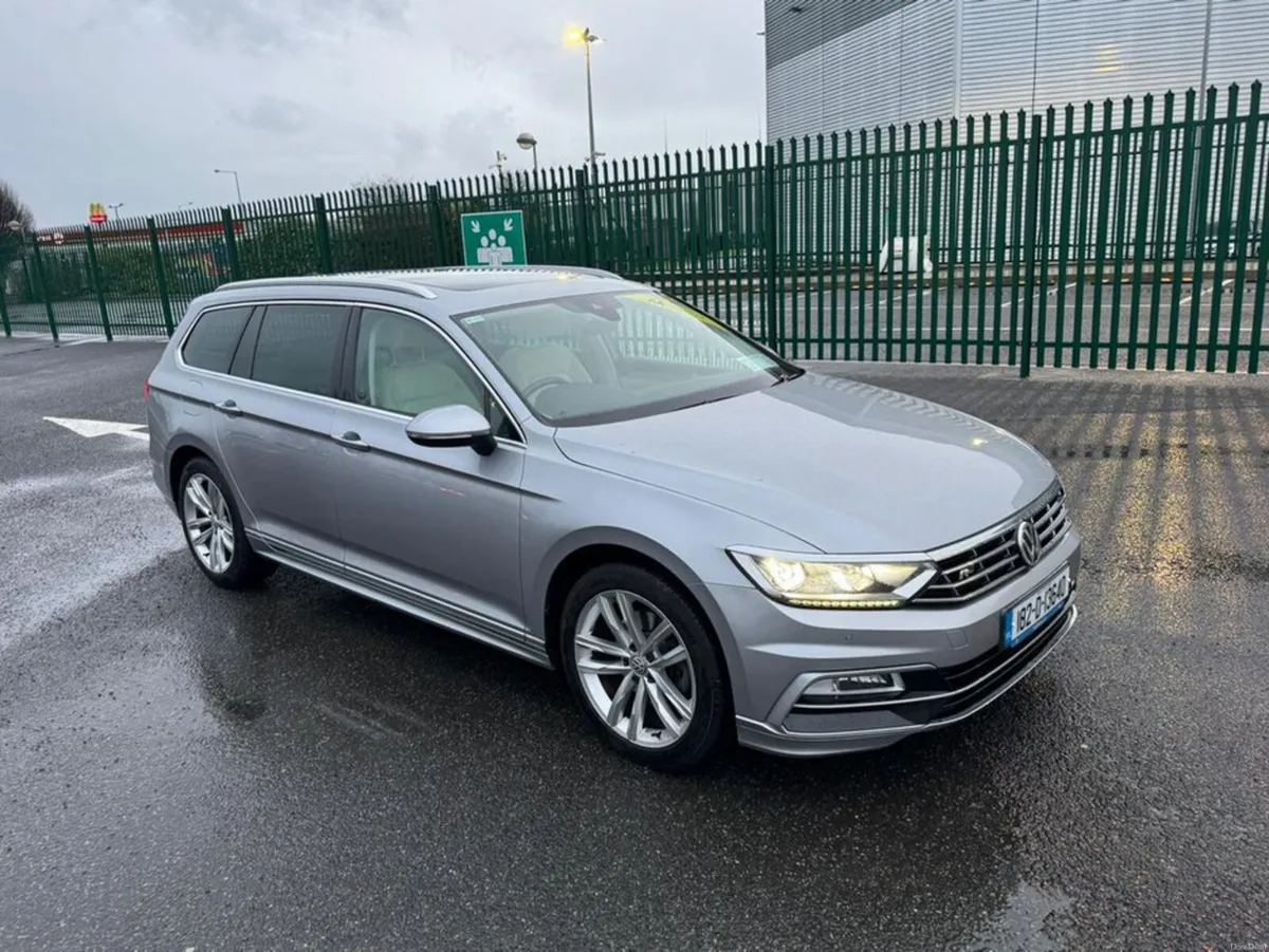 Volkswagen Passat 1.6 TDI, R LINE, AUTOMATIC, ESTA - Image 4
