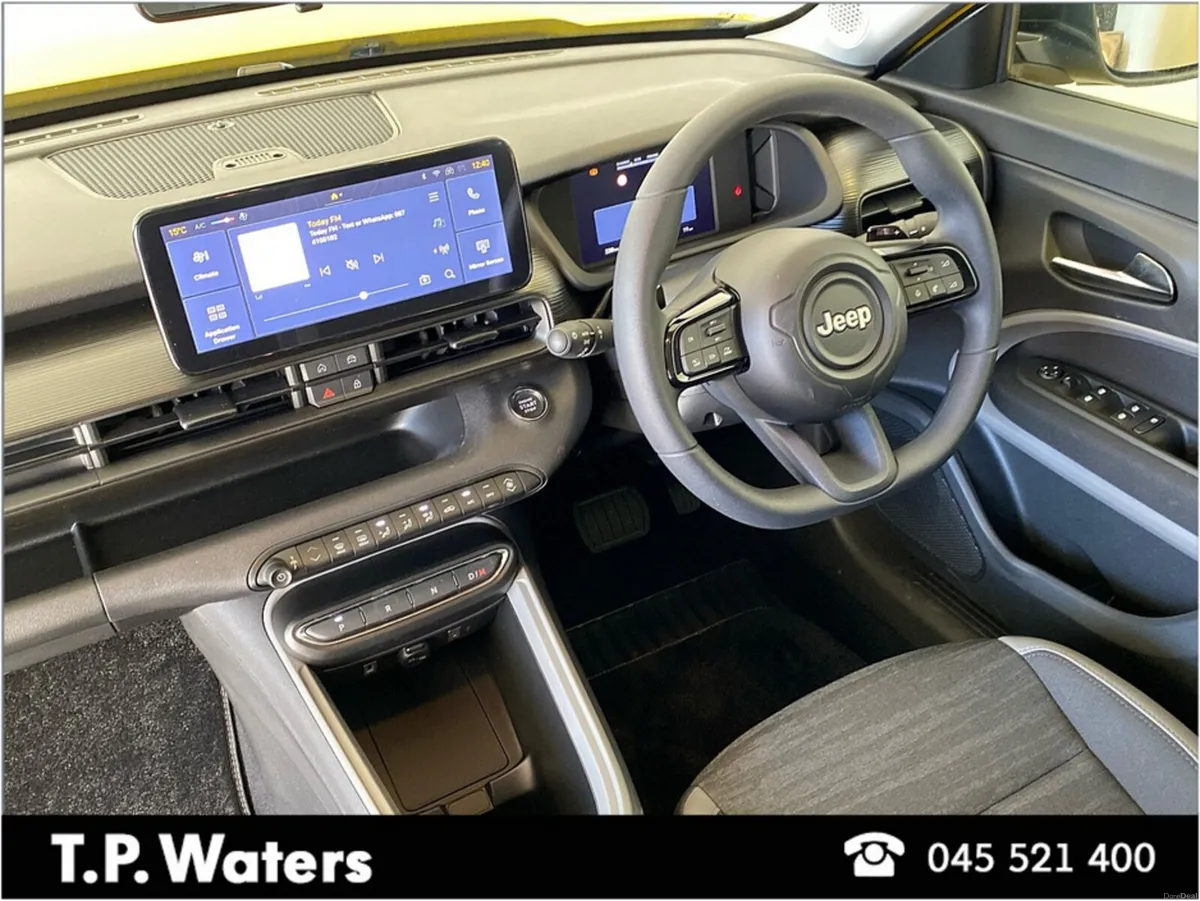 Jeep Avenger 1.2 HYBRID - AUTOMATIC - 5 YEAR WARRA - Image 2