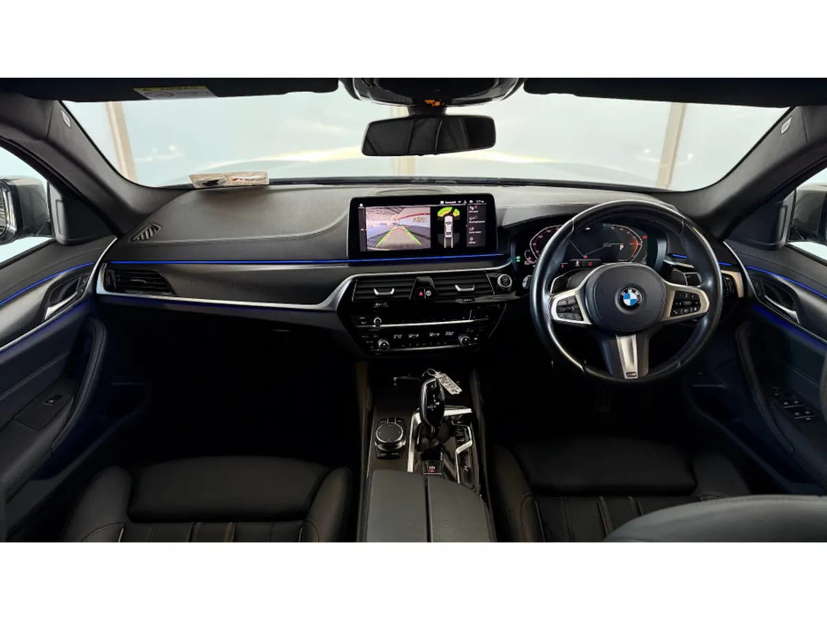 BMW 5-Series D G30 M SPORT MHEV - Image 4