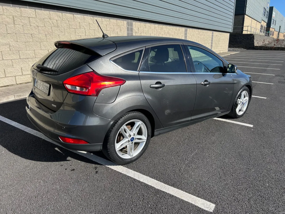 Ford Focus 1.0 ZETEC EDITION 5DR - Image 2