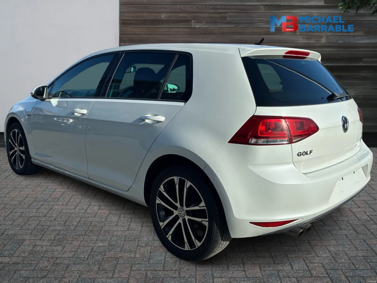 Volkswagen Golf 1.4L Petrol Automatic *Highline* - Image 4