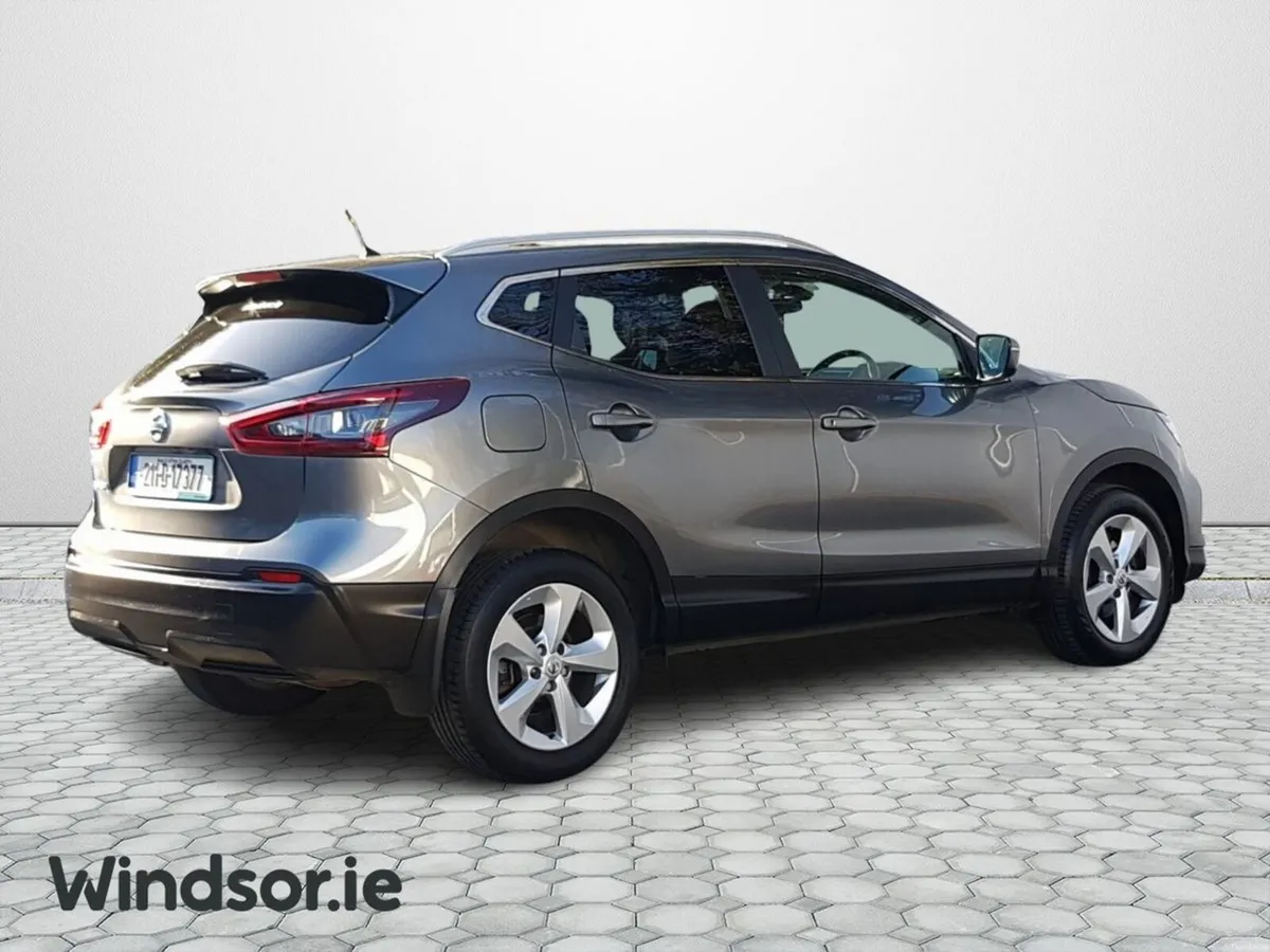 Nissan Qashqai 1.3 PET SE ***€3000 SCRAPPAGE** - Image 3