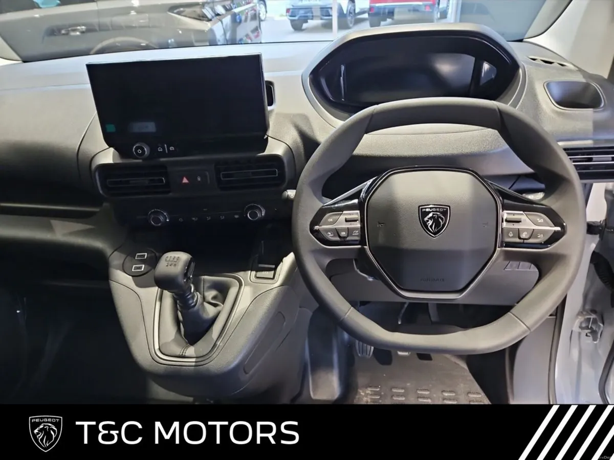 Peugeot Partner Professional Premium - Huge Spec 5 - Image 2