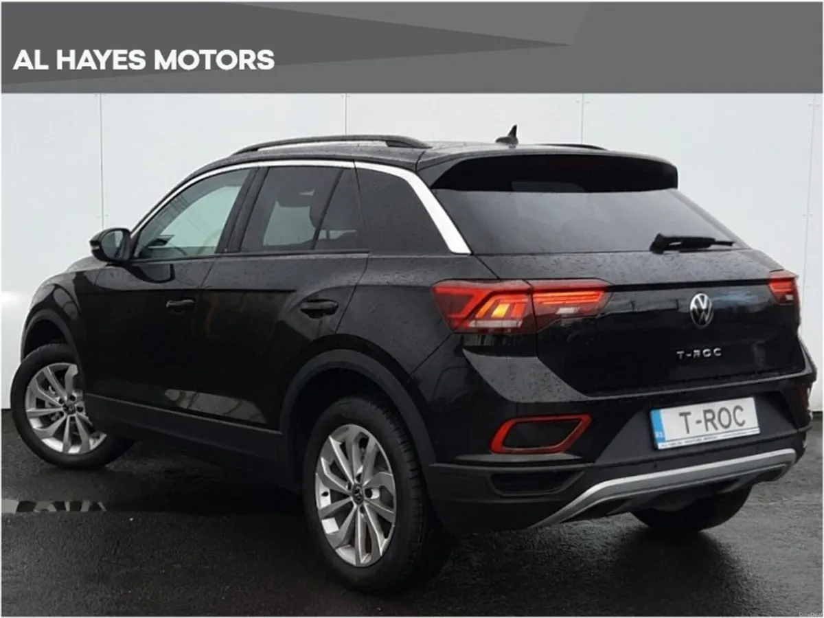 Volkswagen T-Roc **TINY MILEAGE** 2.0TDI M6F 116BH - Image 3