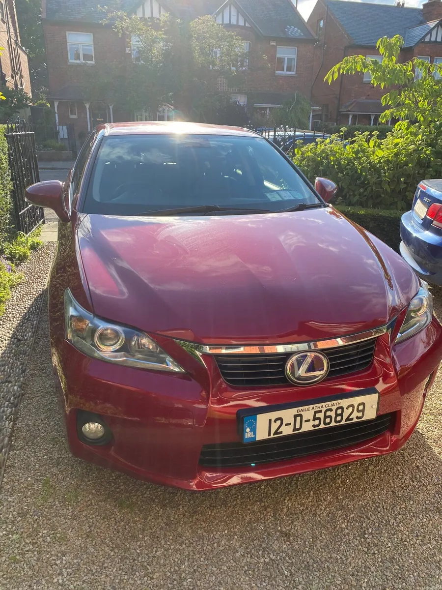 Lexus CT 2012 - Image 2