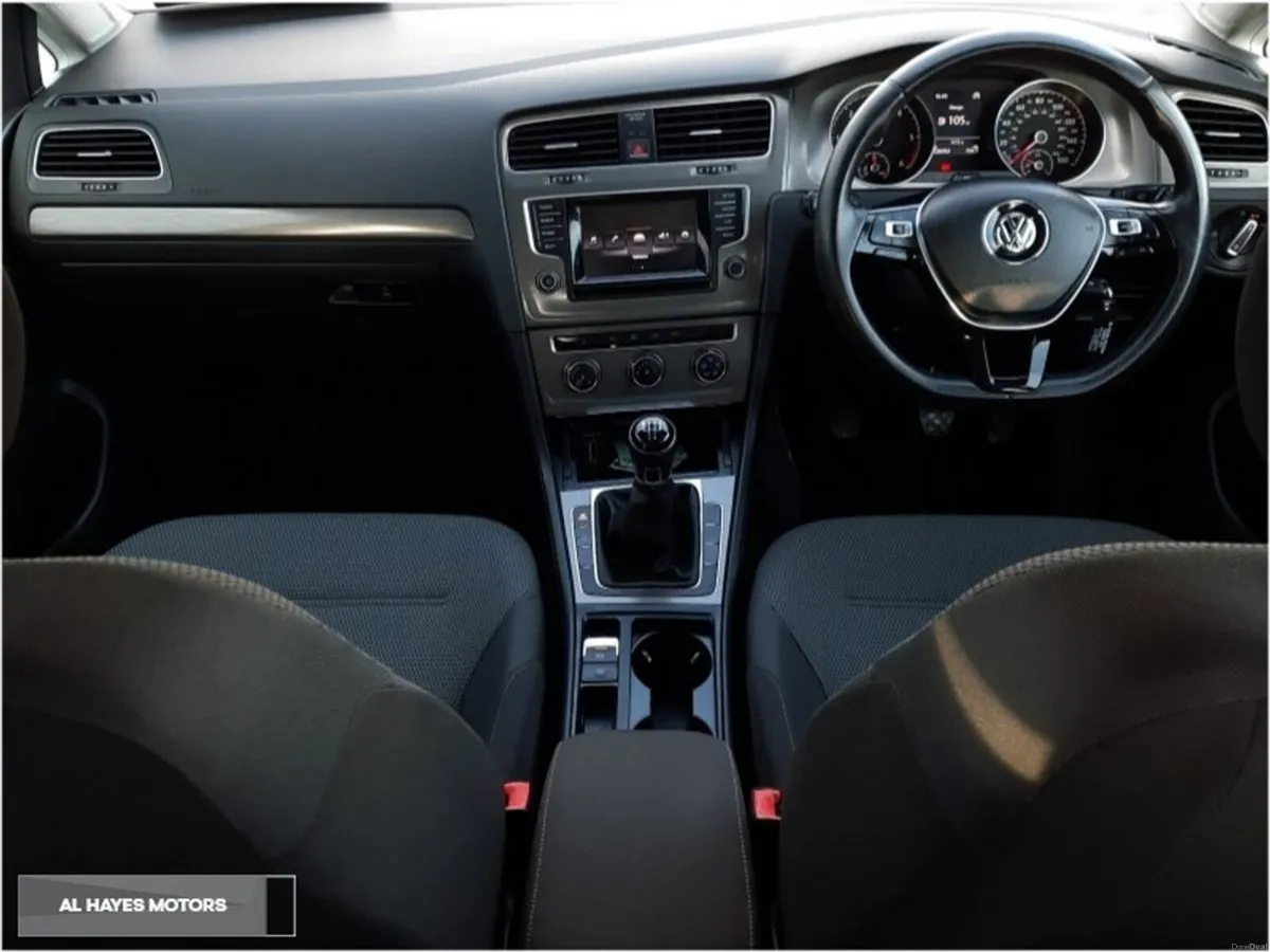 Volkswagen Golf 1.6 TDI 105BHP BLUEMOTION - Image 2
