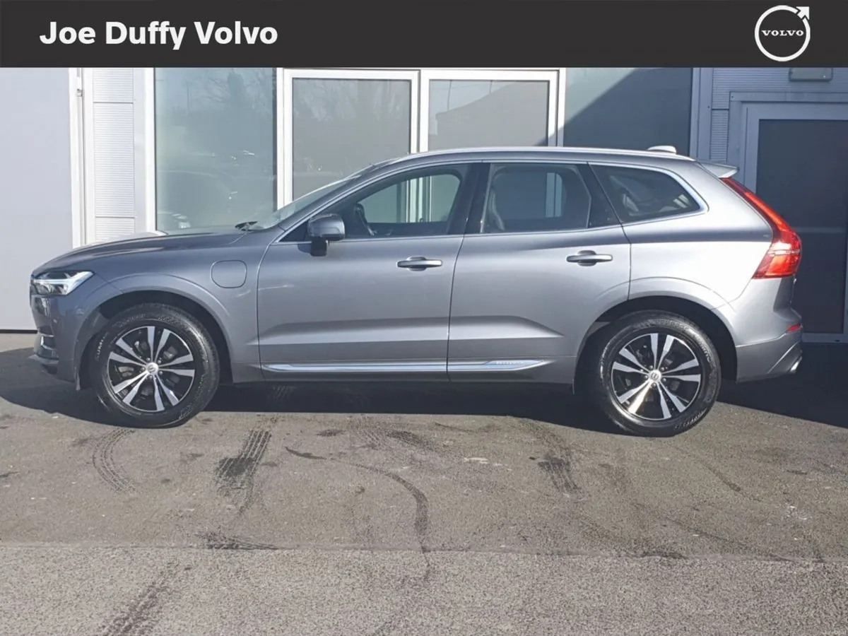 Volvo XC60 PHEV T6 (340hp) Inscription Exp AWD - Image 4