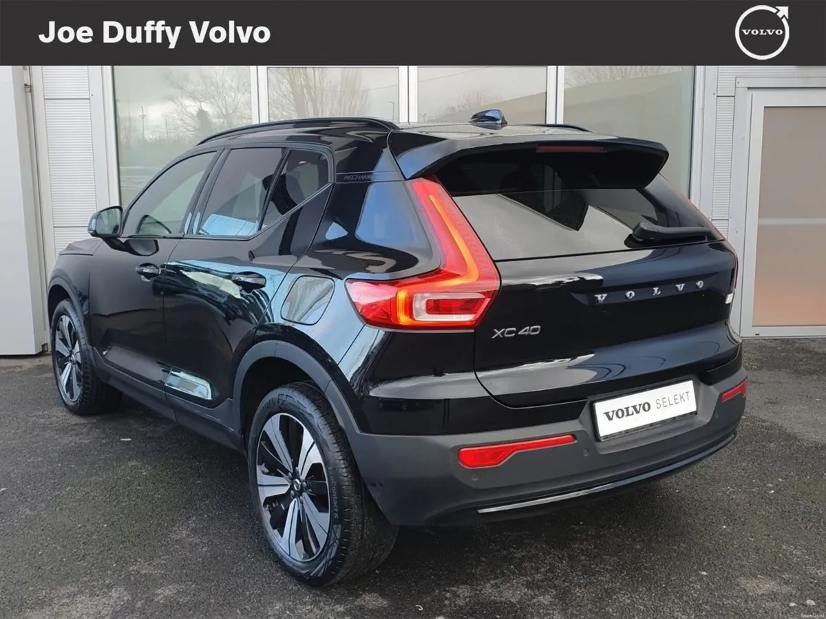 Volvo XC40 Xc40 Plus Recharge Ev  Plus  P6 Twin FW - Image 2