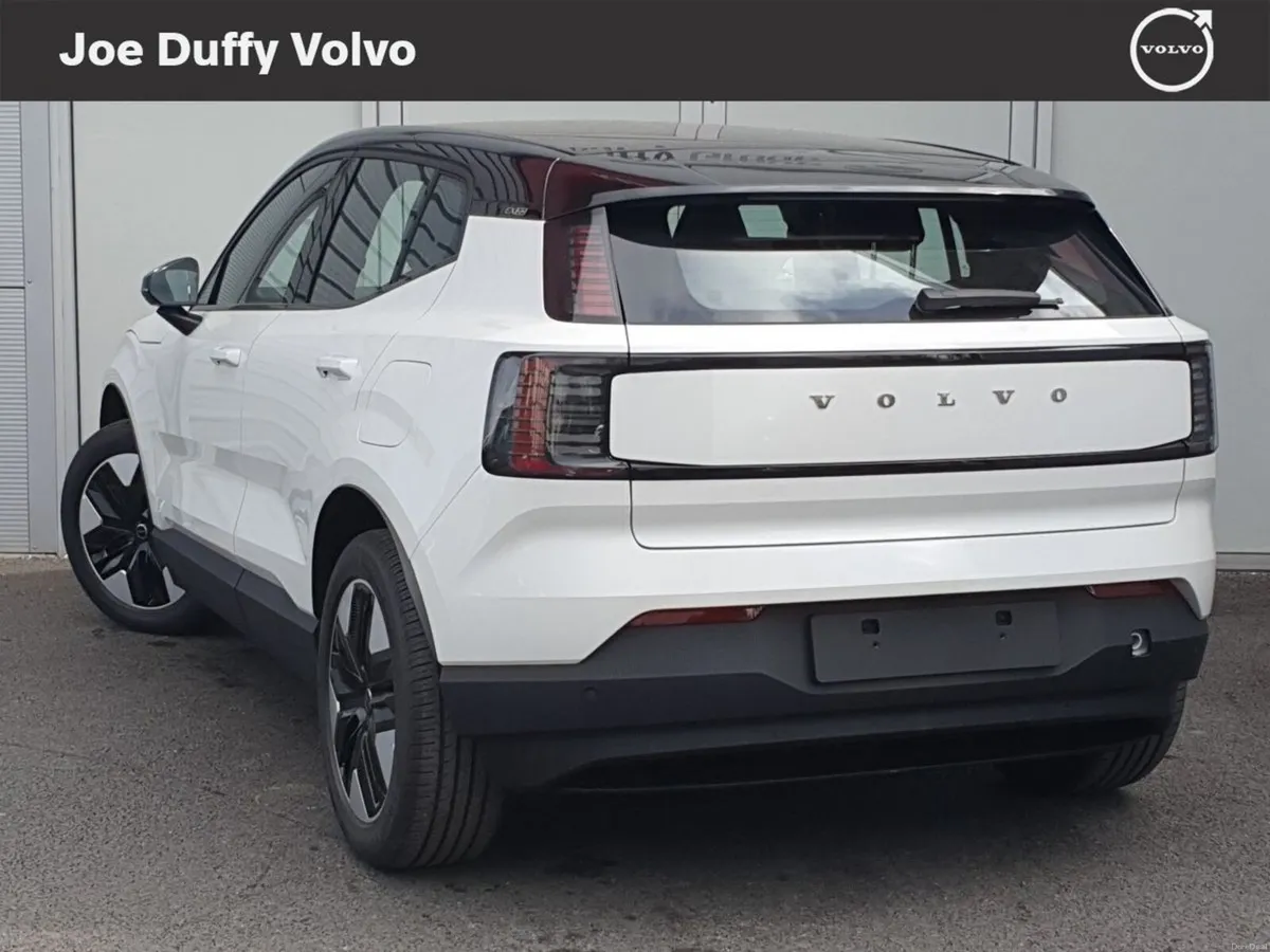 Volvo EX30 - Image 2