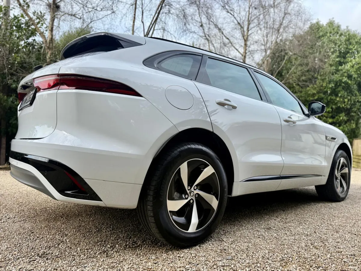 Jaguar F-Pace P400E R-DYNAMIC - Image 4