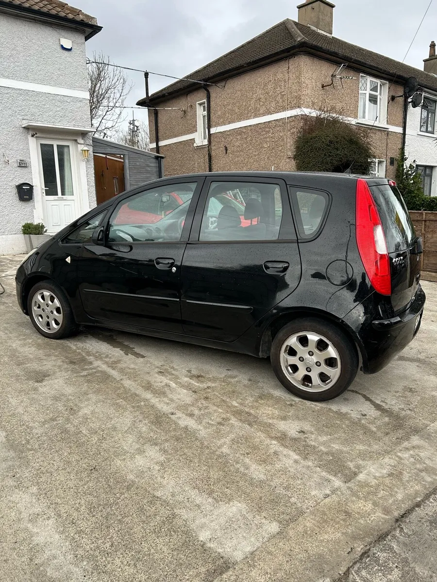 2005 Mitsubishi Colt 1.1L - Image 2