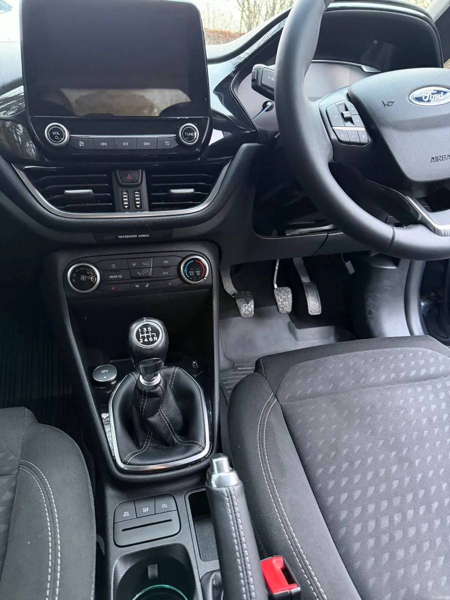 Ford Fiesta Titanium 1.5 TDCi Diesel - Image 3
