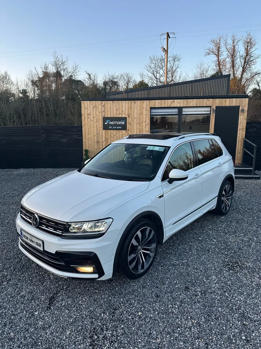 202 (2020) Volkswagen Tiguan R-LINE DSG AUTO TDI - Image 2