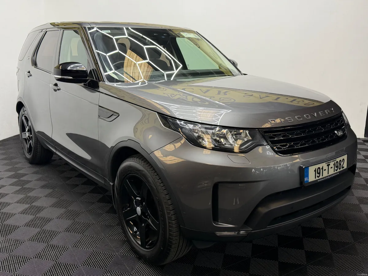 2019 Land Rover Discovery 2.0 diesel 7 seat - Image 2