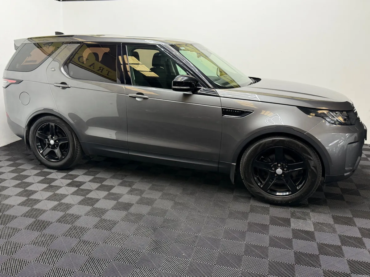 2019 Land Rover Discovery 2.0 diesel 7 seat - Image 5