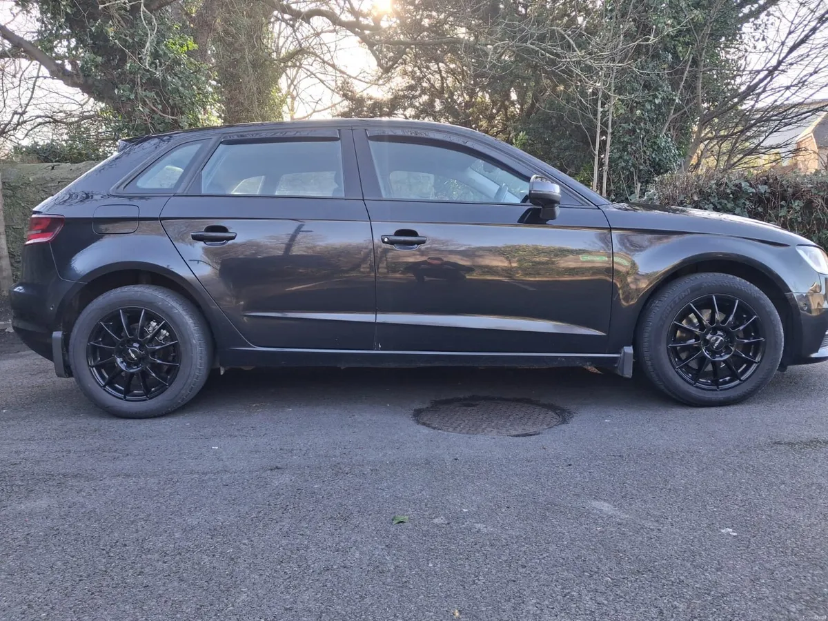 Audi A3 new model automatic. NCT past - Image 4