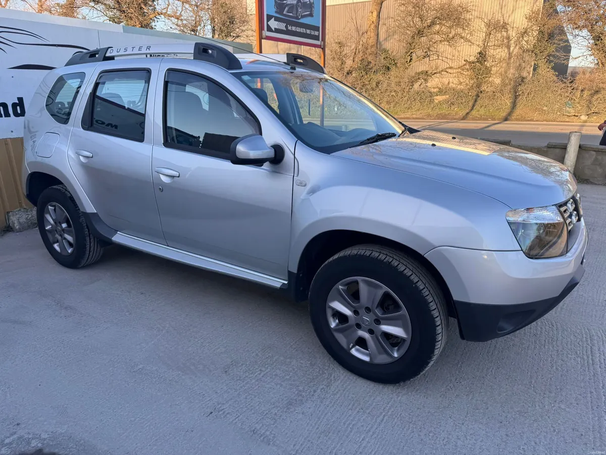 151 Dacia Duster 1.5 dCi 110 SIGNATURE Low Miles - Image 3
