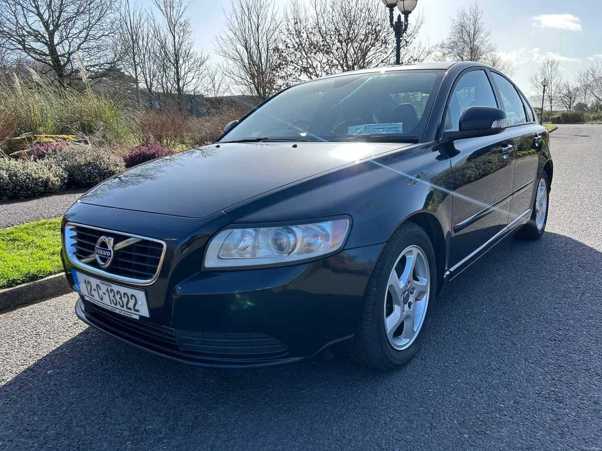 2012 Volvo S40.. New NCT and New Service - Image 2
