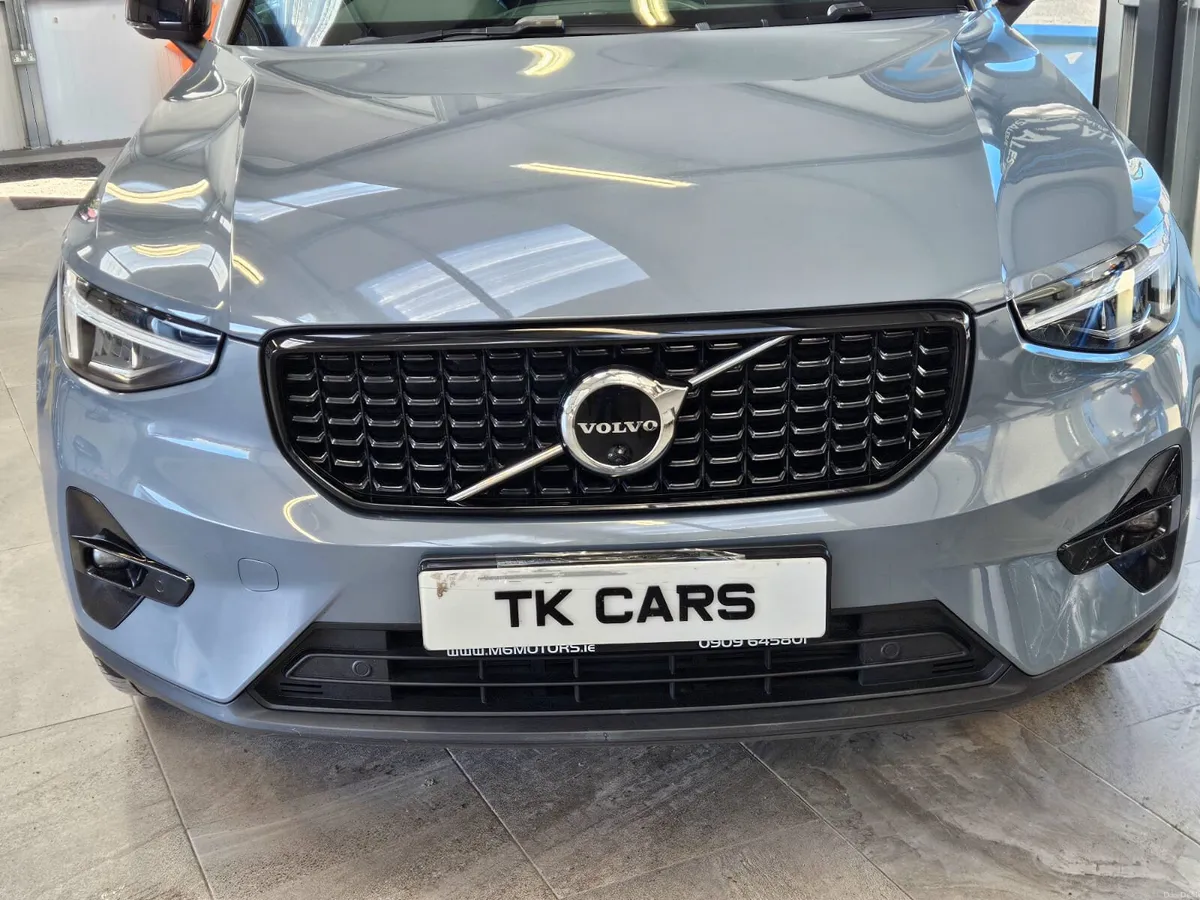 232 VOLVO XC40 T4 PLUS 208 BHP HYBRID - Image 4