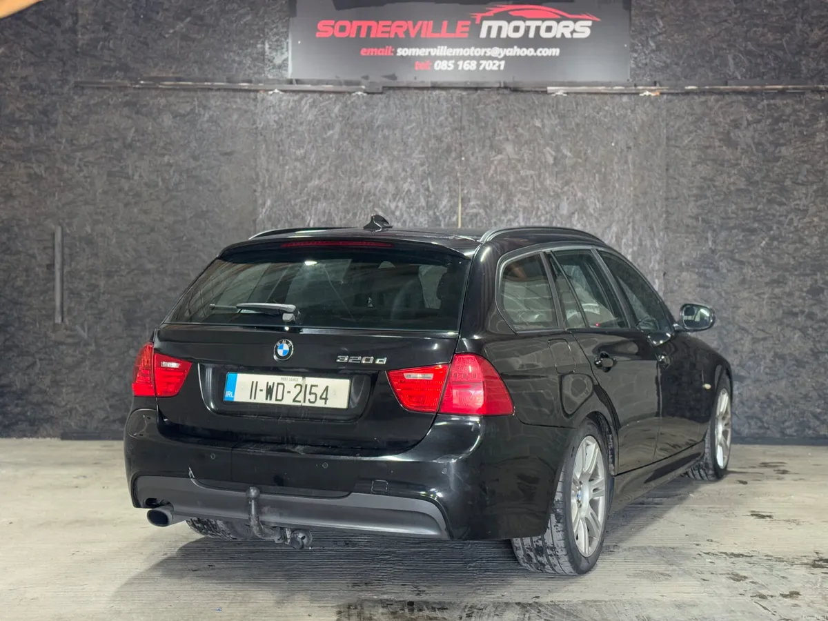 BMW 3-SERIES ESTATE M SPORT 2011 - Image 4